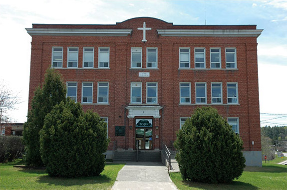 Édifice Bruyère - Commission scolaire du Lac-Témiscamingue